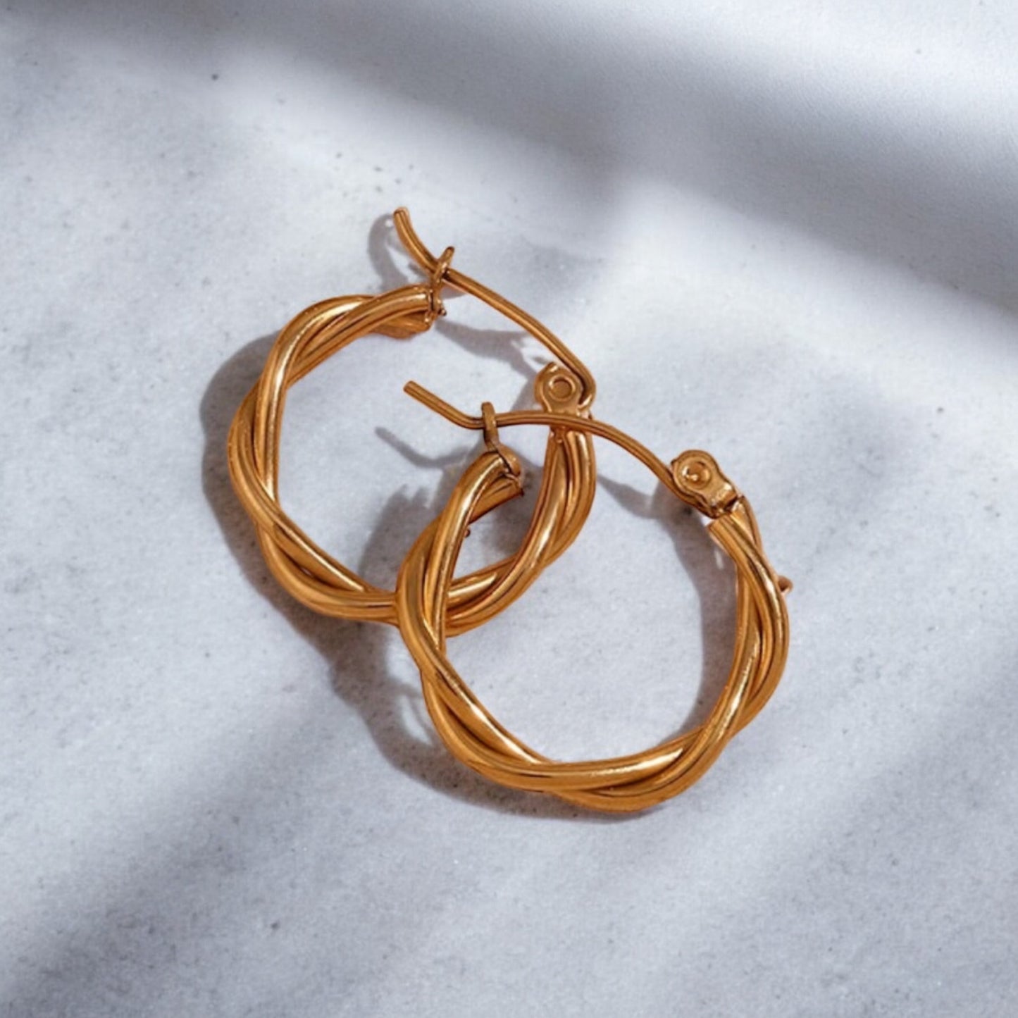 ETHEREAL HOOP - GOLD