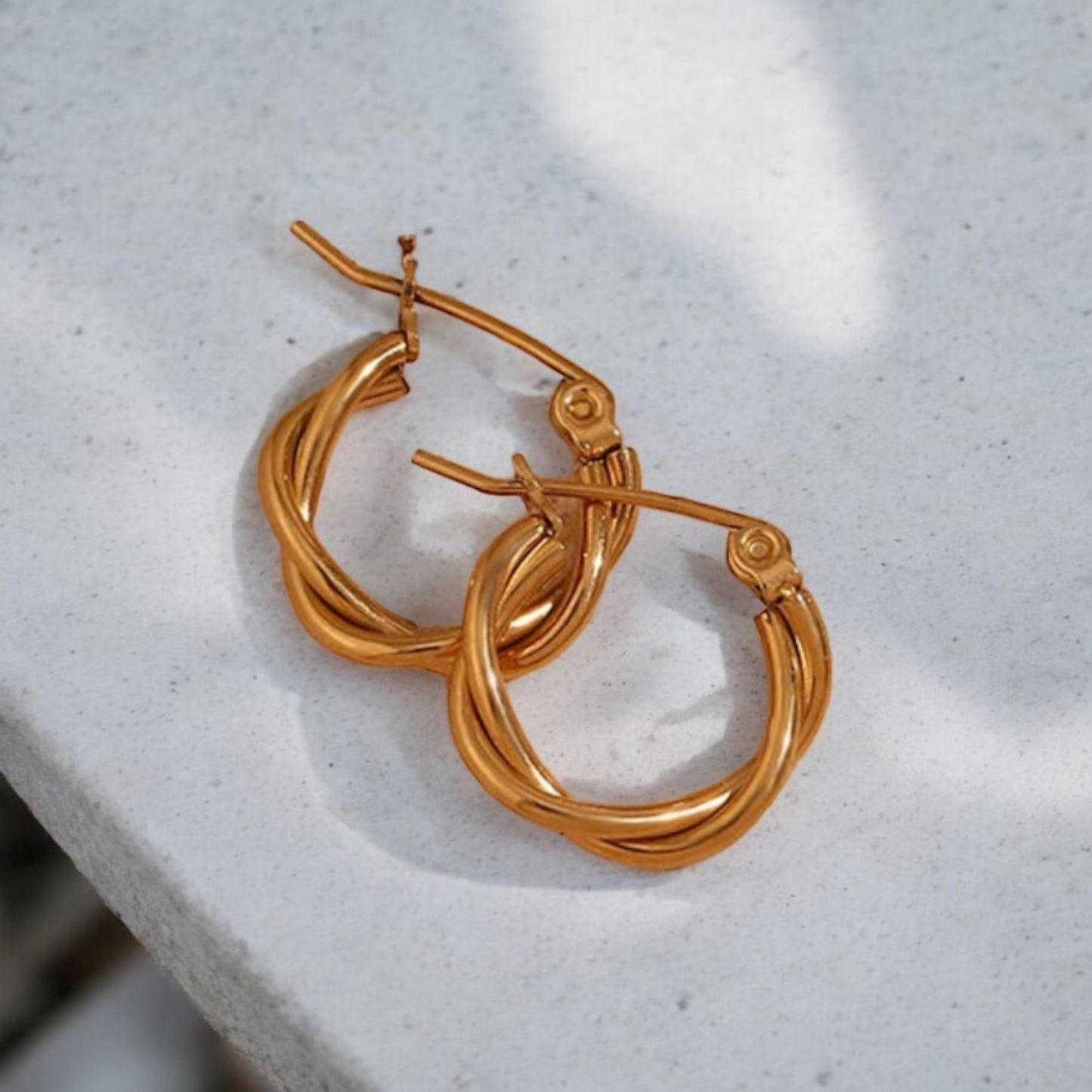 ETHEREAL HOOP - GOLD